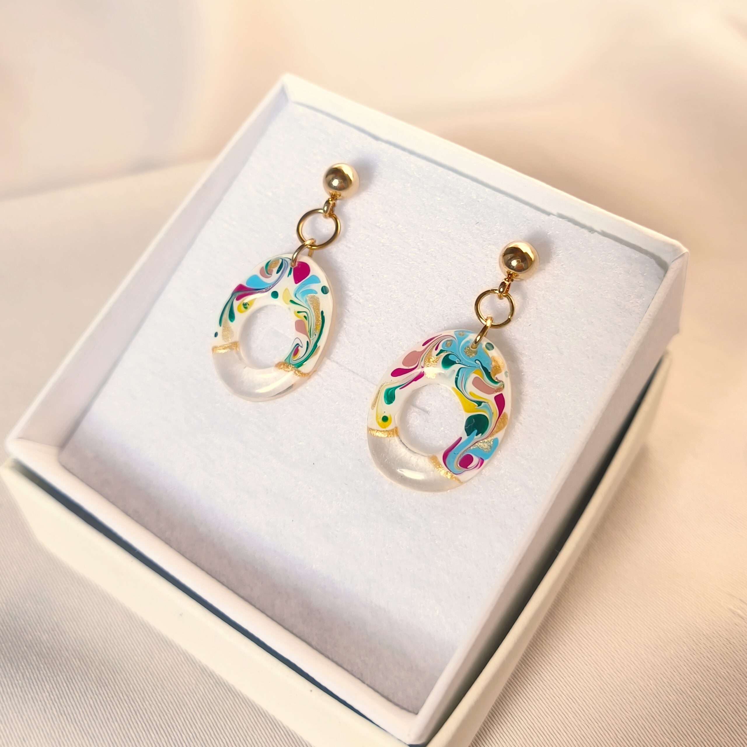 Gaudi & Morris drop earrings